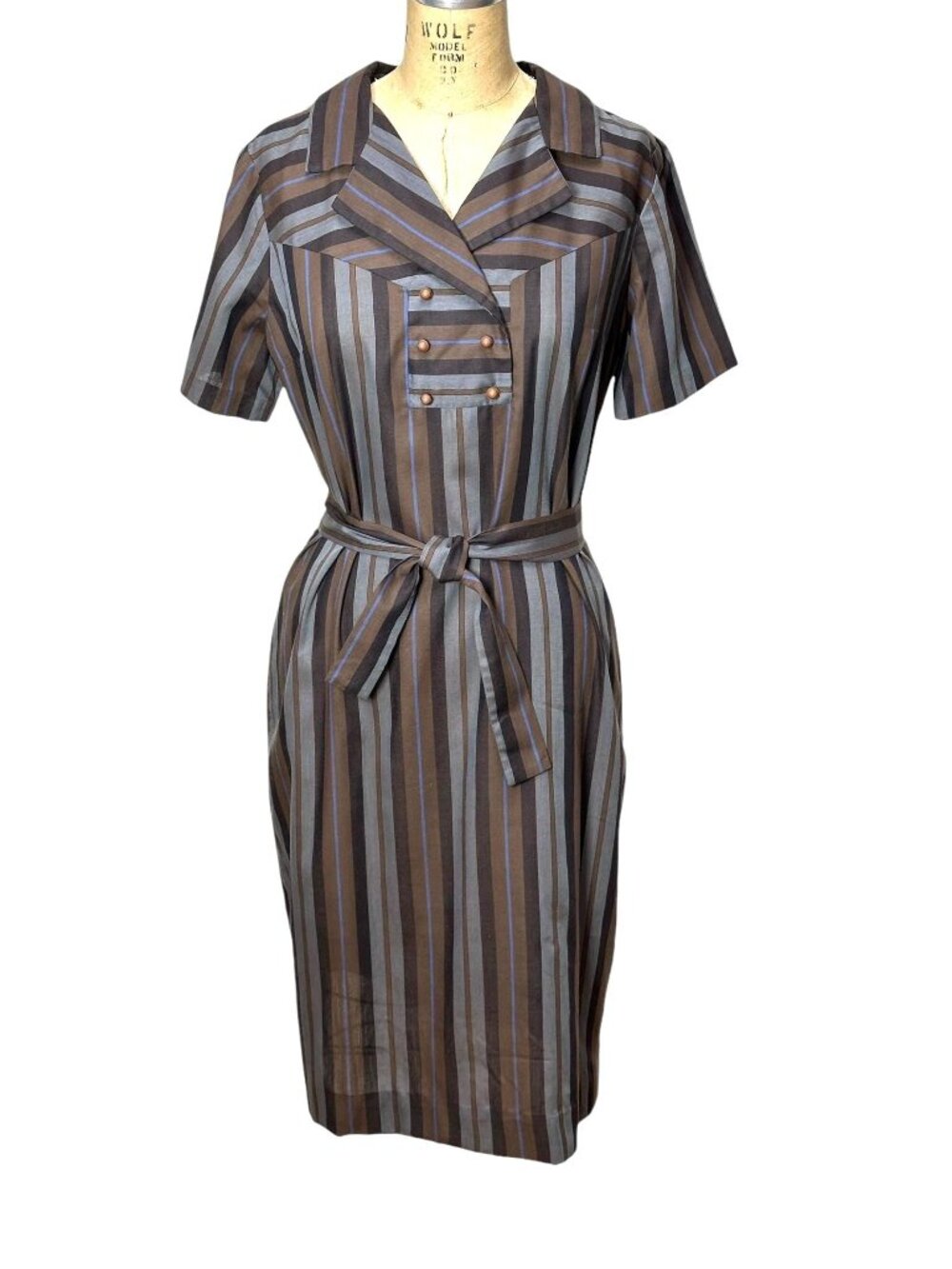 1970s striped shift dress with belt by Lari-Lane Size L/XL